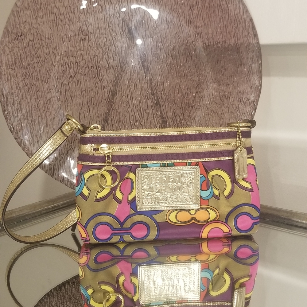 COACH Poppy Pop C Sateen Clutch/Wristlet